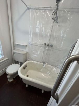 Bathroom, Free Standing Baths, Interior