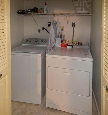 Interior, Utility Closets, Washer