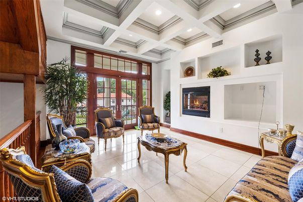 Fireplace, Interior, Living room, Recessed Lighting