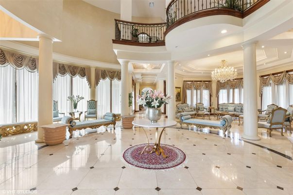 Chandelier, Interior, Living room, Recessed Lighting