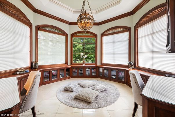 Chandelier, Dining room, Interior