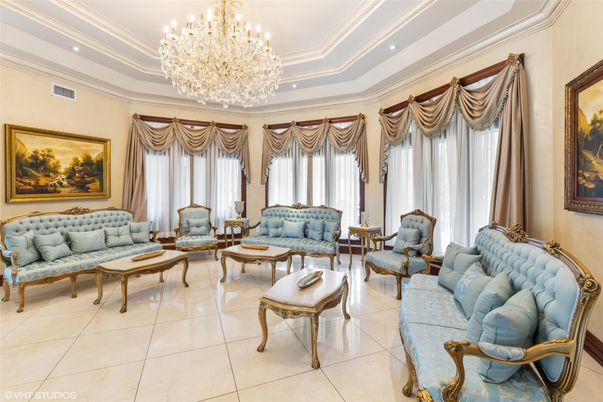 Chandelier, Interior, Living room, Recessed Lighting
