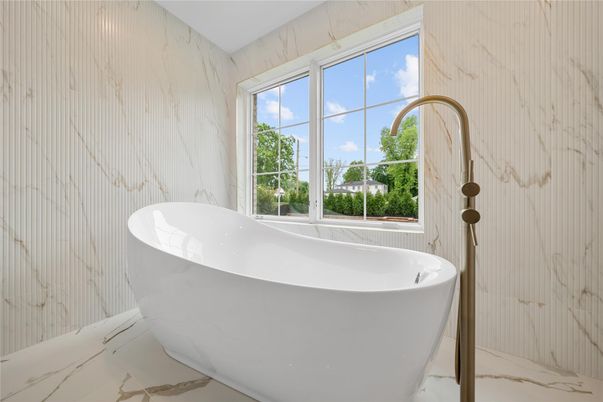 Bathroom, Free Standing Baths, Interior, Marble, Marble Walls