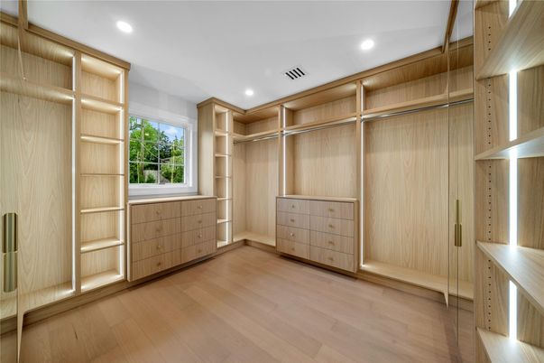 Interior, Recessed Lighting, Walk-in Closets, Wood Texture Flooring