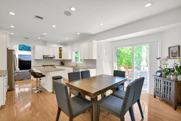 Dining room, Interior, Kitchen, Recessed Lighting, Wood Texture Flooring