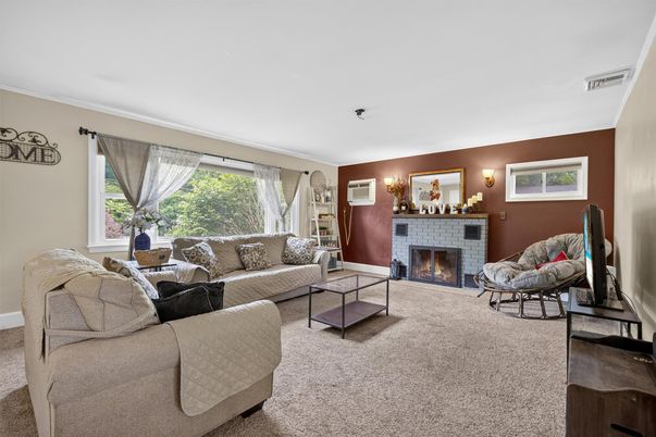 Fireplace, Interior, Living room
