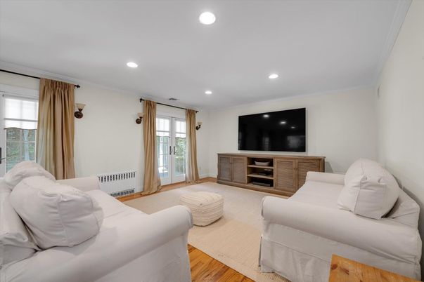 Bedroom, Interior, Living room, Recessed Lighting, Wood Texture Flooring