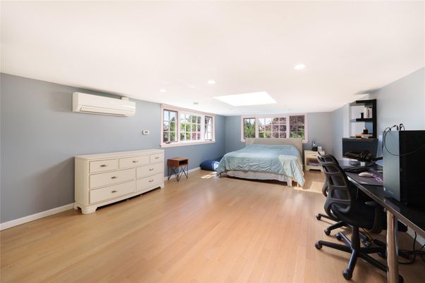Bedroom, Home Office, Interior, Recessed Lighting, Wood Texture Flooring