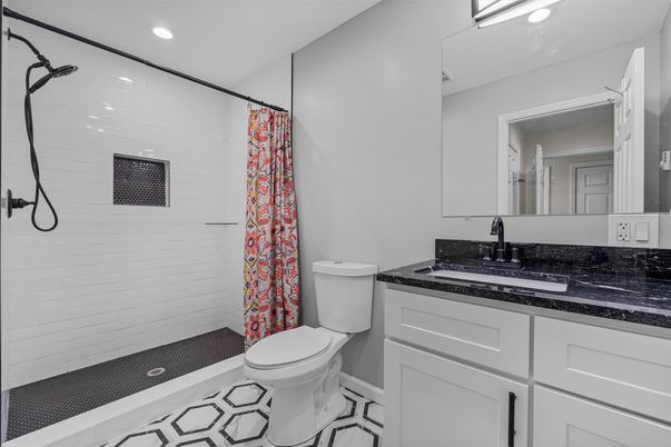 Bathroom, Interior, Recessed Lighting