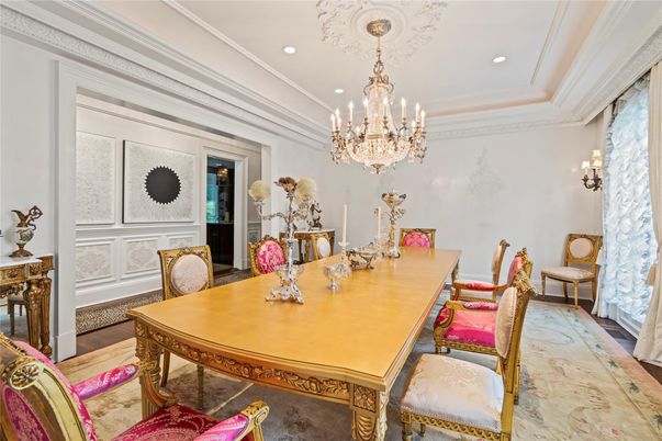 Chandelier, Dining room, Interior, Recessed Lighting, Wood Texture Flooring