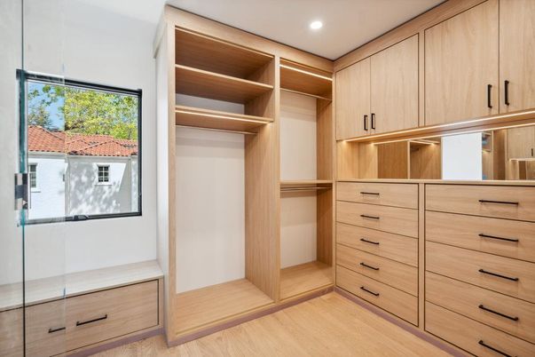 Interior, Recessed Lighting, Walk-in Closets, Wood Texture Flooring