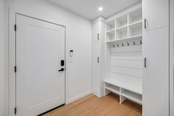 Interior, Recessed Lighting, Walk-in Closets, Wood Texture Flooring