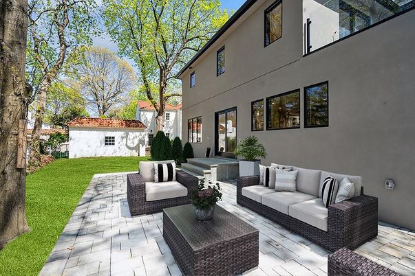Backyard, Exterior