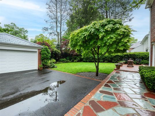 Backyard, Detached Garage, Exterior