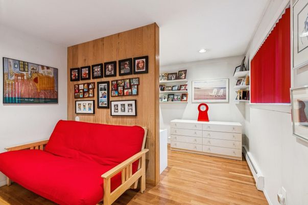 Interior, Recessed Lighting, Wood Texture Flooring, Wooden Walls