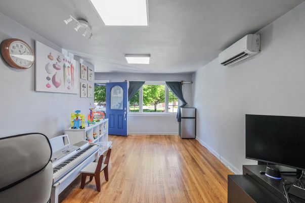Interior, Piano, Wood Texture Flooring