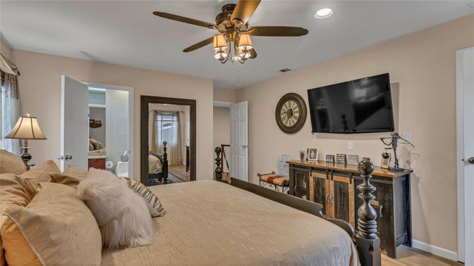 Bedroom, Interior, Recessed Lighting, Wood Texture Flooring