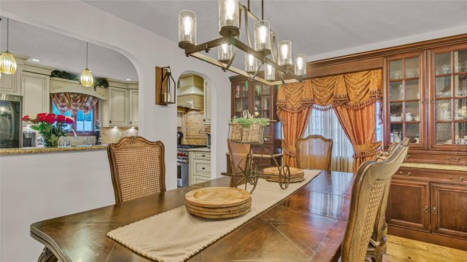 Dining room, Interior, Kitchen, Pendant Lights, Wood Texture Flooring