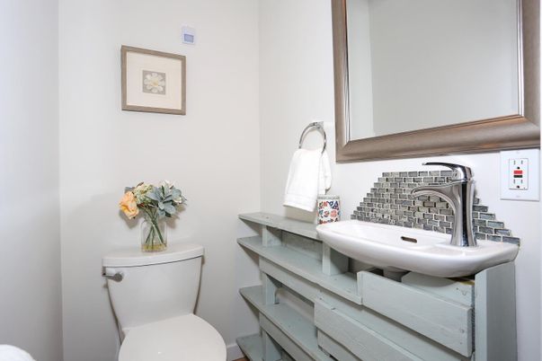 Bathroom, Interior