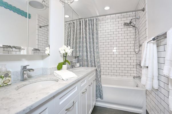 Bathroom, Interior, Recessed Lighting