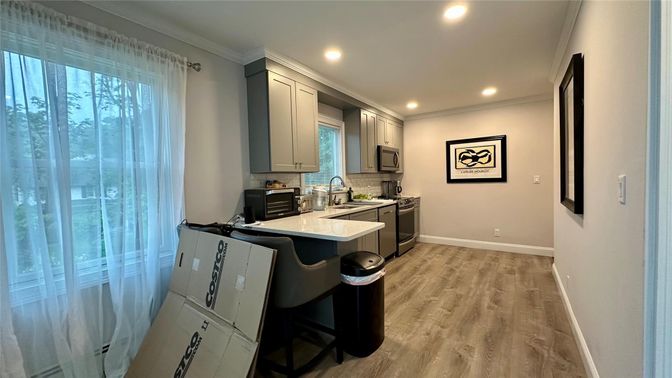 Interior, Kitchen, Recessed Lighting, Wood Texture Flooring