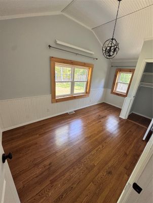 Empty room, Interior, Pendant Lights, Wood Texture Flooring