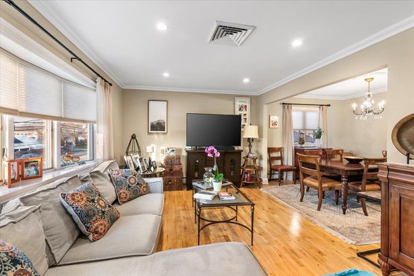Chandelier, Dining room, Interior, Living room, Recessed Lighting, Wood Texture Flooring
