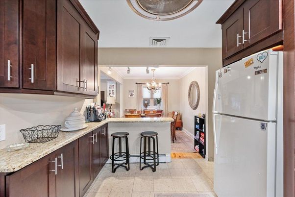 Chandelier, Interior, Kitchen