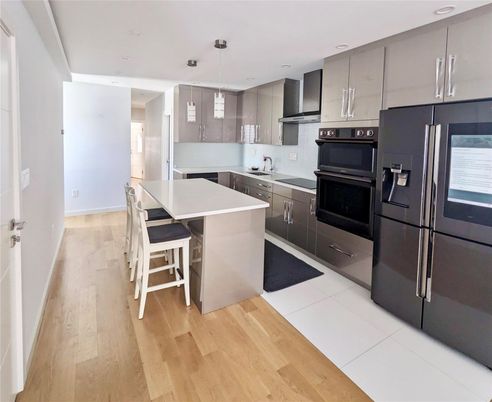 Interior, Kitchen, Pendant Lights, Recessed Lighting, Wood Texture Flooring