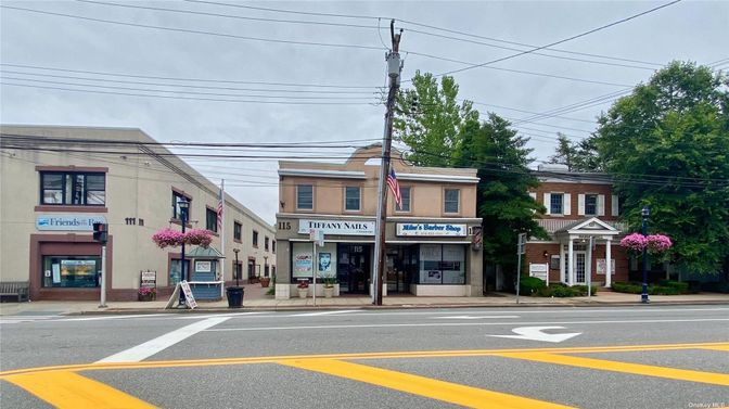Exterior, Facade, Rowhouse