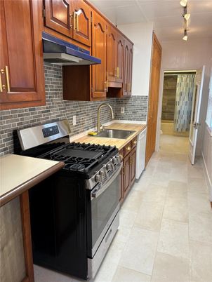 Interior, Kitchen, Stainless Steel Appliances