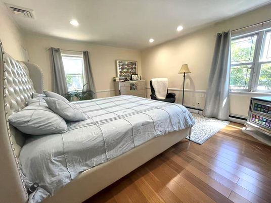 Bedroom, Interior, Recessed Lighting, Wood Texture Flooring