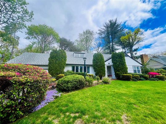 Backyard, Exterior, Facade, Cape Cod