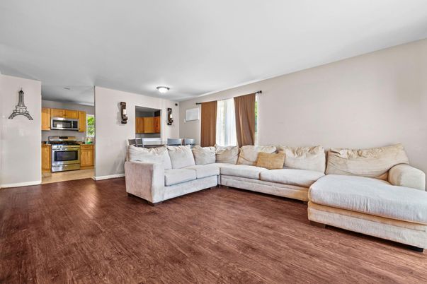 Dining room, Interior, Kitchen, Living room, Stainless Steel Appliances, Wood Texture Flooring