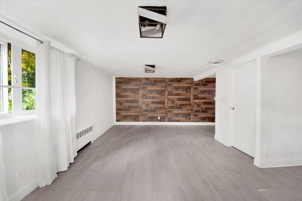 Empty room, Interior, Wood Texture Flooring, Wooden Walls