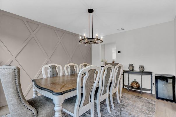 Chandelier, Dining room, Interior, Pendant Lights, Wood Texture Flooring