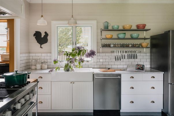 Interior, Kitchen, Pendant Lights, Stainless Steel Appliances