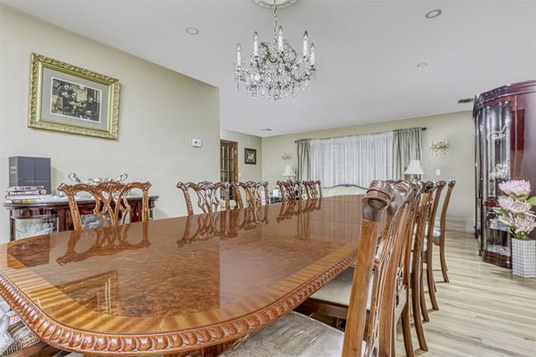 Chandelier, Dining room, Interior, Recessed Lighting, Wood Texture Flooring