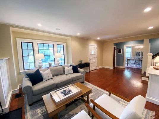 Dining room, Interior, Living room, Recessed Lighting, Wood Texture Flooring
