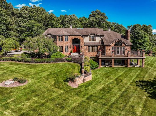 Backyard, Exterior, Facade, Brick Facade, French Provincial