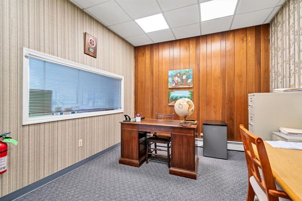 Home Office, Interior, Recessed Lighting, Wooden Walls