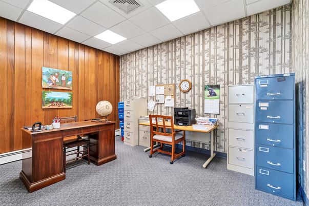Home Office, Interior, Recessed Lighting, Wooden Walls