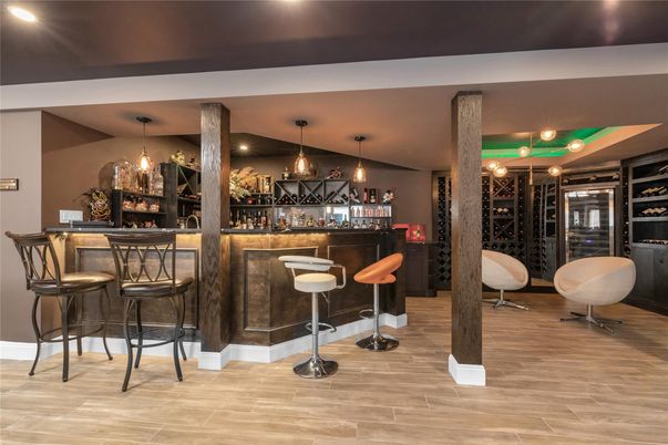 Interior, Pendant Lights, Recessed Lighting, Wood Texture Flooring
