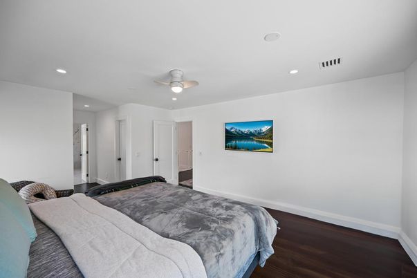 Bedroom, Interior, Recessed Lighting, Wood Texture Flooring