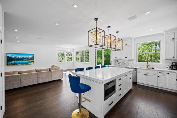 Interior, Kitchen, Living room, Pendant Lights, Recessed Lighting, Wood Texture Flooring