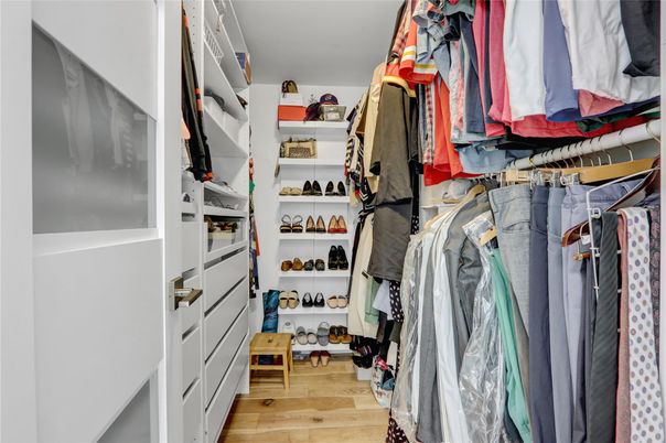 Interior, Walk-in Closets, Wood Texture Flooring