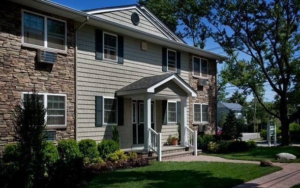 Exterior, Facade, Cape Cod