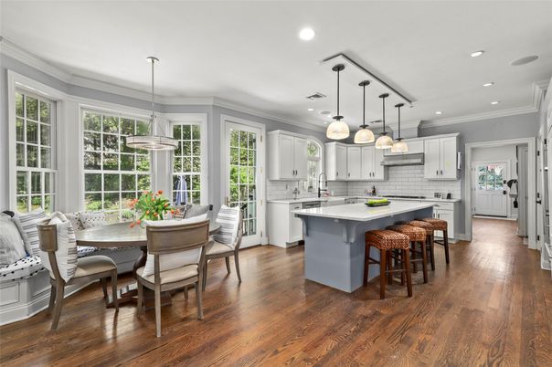 Dining room, Interior, Kitchen, Pendant Lights, Recessed Lighting, Wood Texture Flooring