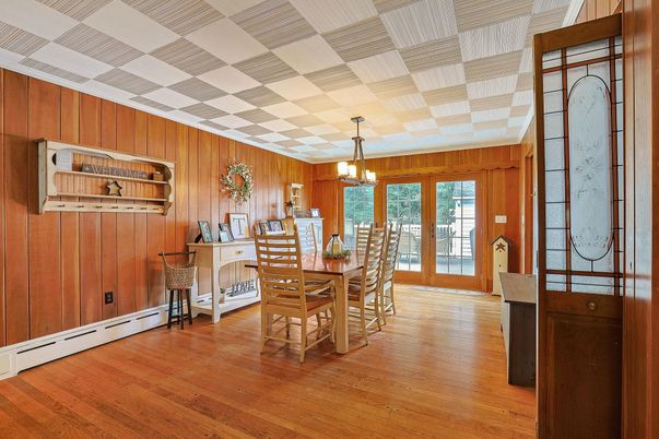 Chandelier, Dining room, Interior, Wood Texture Flooring, Wooden Walls