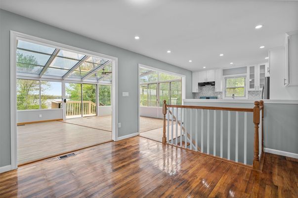 Glass Ceilings, Interior, Kitchen, Recessed Lighting, Wood Texture Flooring